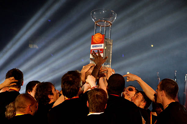 英超赛场的 英超赛场的