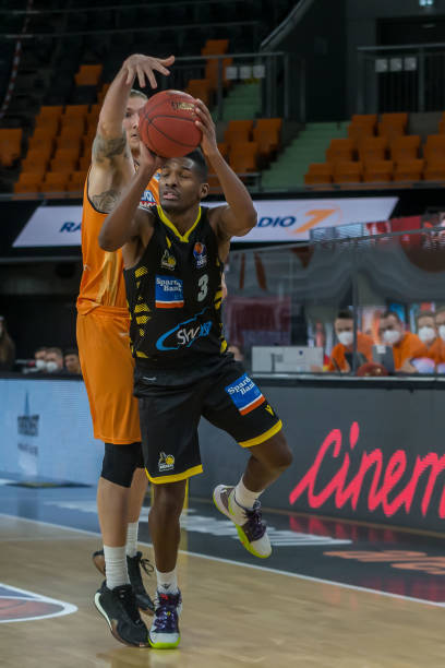 赖门将救险 赖门将救险